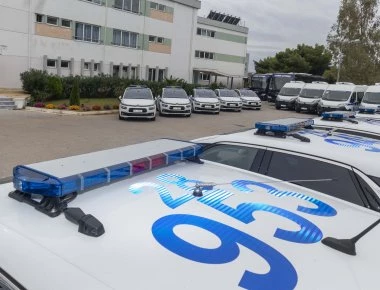 Σαράντα εννέα νέα οχήματα παρέλαβε σήμερα η Ελληνική Αστυνομία: Τα 18 για τους αλλοδαπούς…